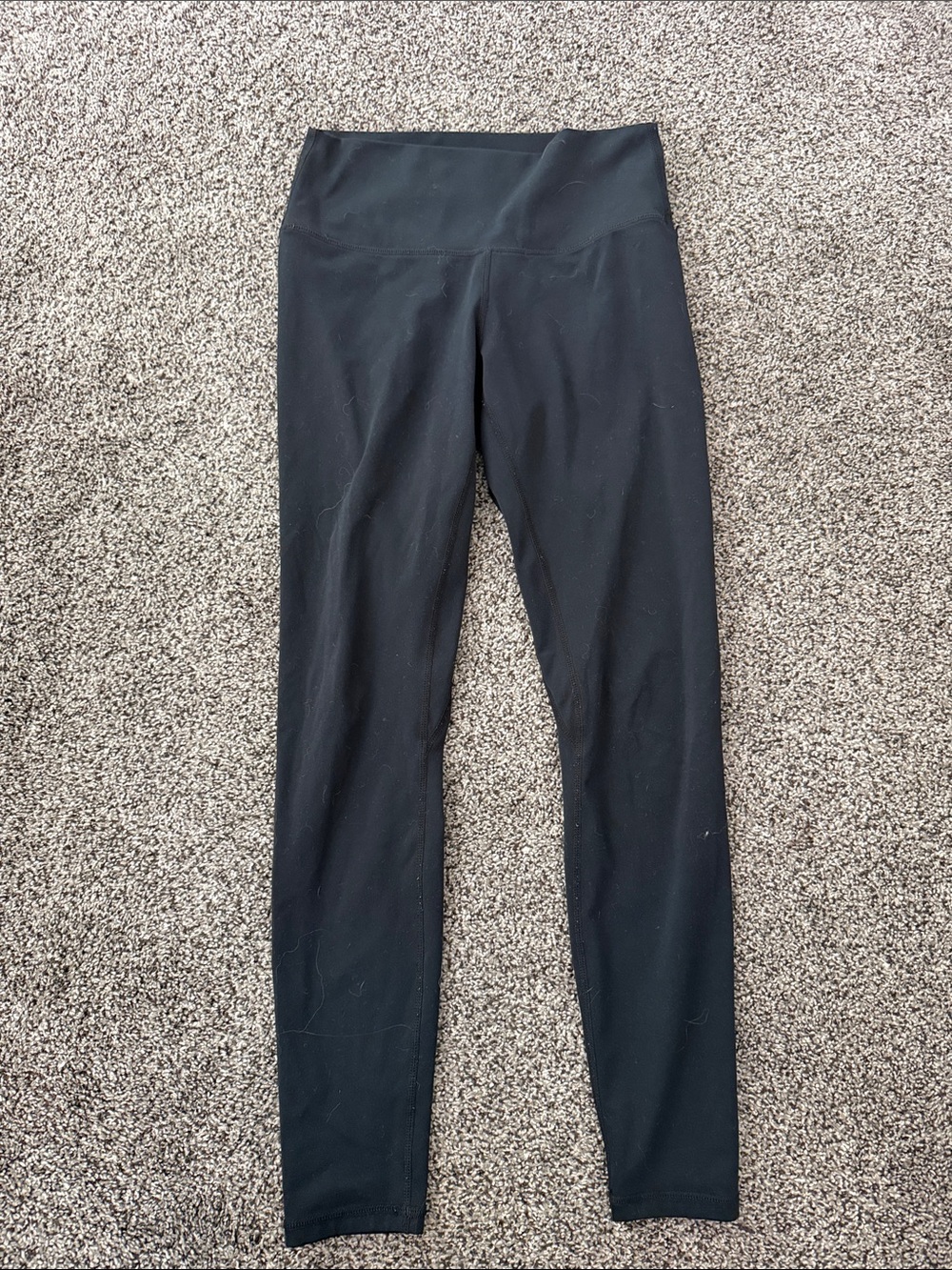 High-Waist Black Leggings with Supportive Waistband